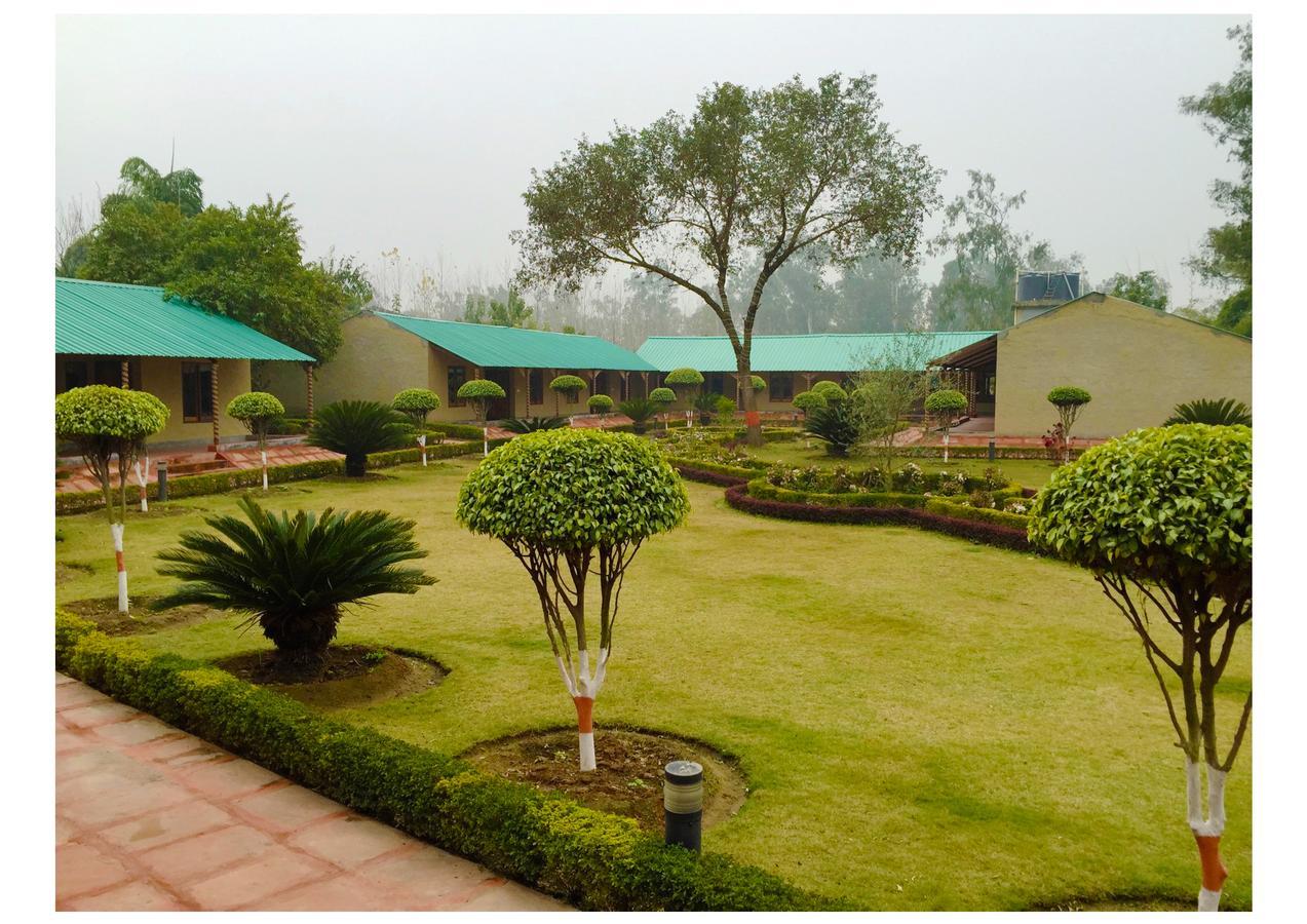 Hotel Dr. Sudha'S Ayurveda Muzaffarnagar Exterior foto